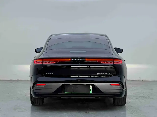 Geely Galaxy Xingyao 8 — Фото автомобиля 8