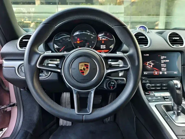 Porsche 718 — Фото автомобиля 6