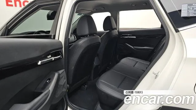 Kia Seltos — Фото автомобиля 18