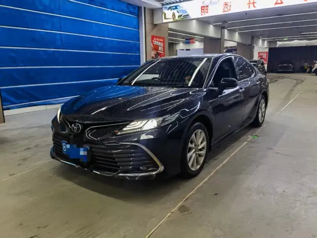 Фотография автомобиля — Toyota Camry