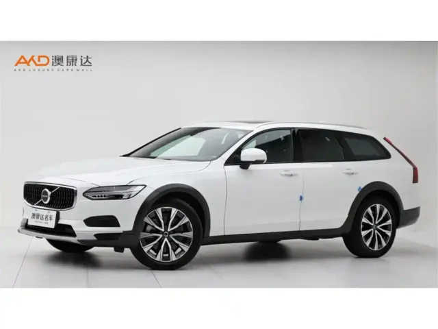 Фотография автомобиля — Volvo V90