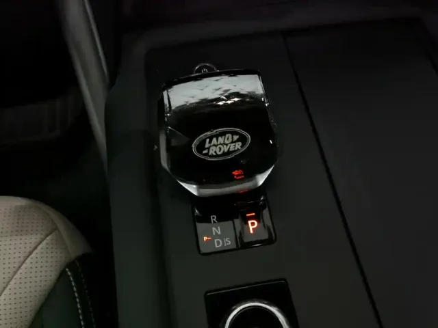 Land Rover Discovery — Фото автомобиля 13