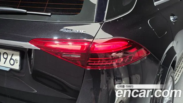Mercedes-Benz GLE-Class — Фото автомобиля 8