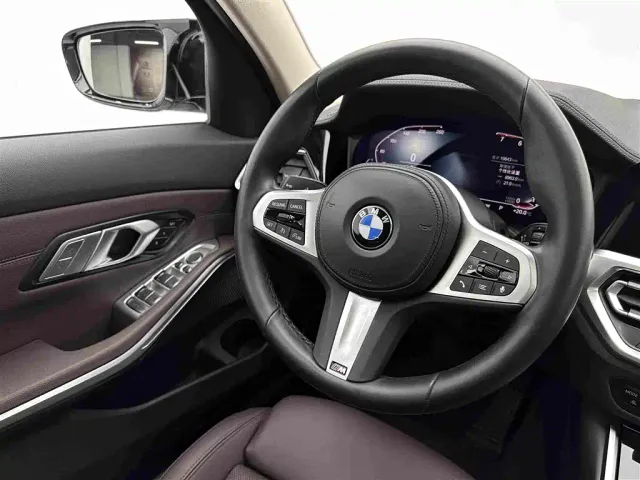BMW 3 Series — Фото автомобиля 10