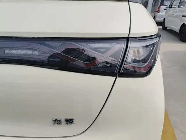 BYD Dolphin — Фото автомобиля 7