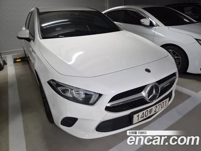 Фотография автомобиля — Mercedes-Benz A-Class W177