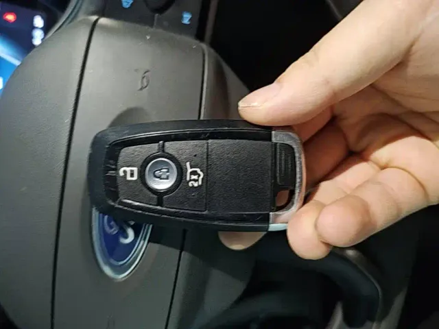 Ford Edge — Фото автомобиля 8