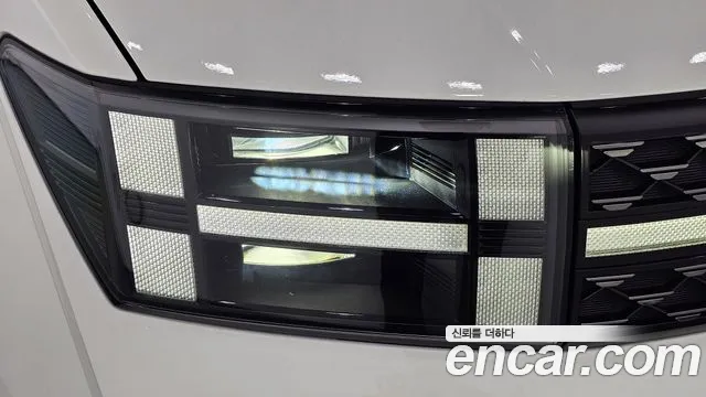 Hyundai Santafe Santa Fe (MX5) Бензин 2.5T 2WD — Фото автомобиля 17