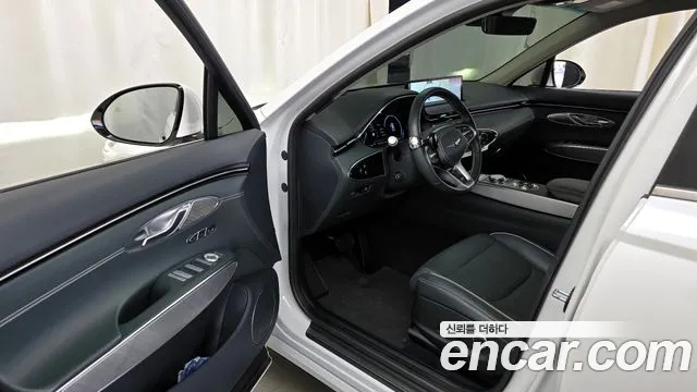 Genesis GV70 Electrified GV70 — Фото автомобиля 10