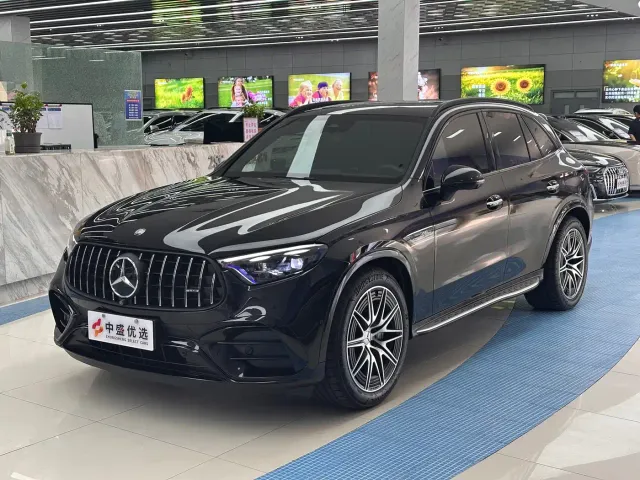 Фотография автомобиля — Mercedes-Benz GLC-Class AMG