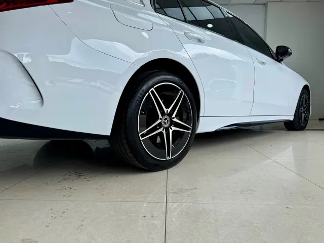 Mercedes-Benz C-Class — Фото автомобиля 20