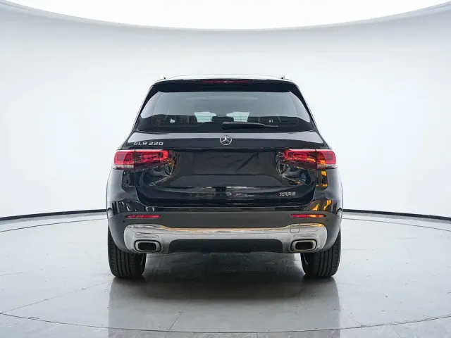 Mercedes-Benz GLB-Class — Фото автомобиля 7