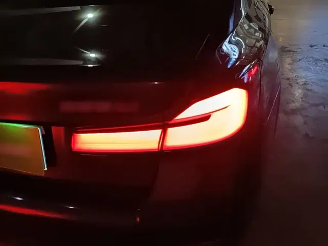 BMW 5 Series — Фото автомобиля 7