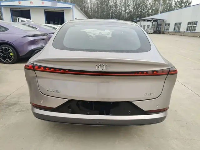 Changan Qiyuan A07 — Фото автомобиля 5