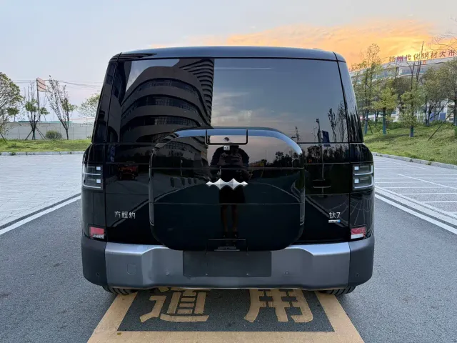 BYD FangChengBao Titanium 7 — Фото автомобиля 24