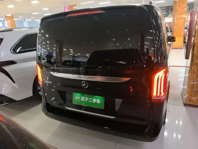 Mercedes-Benz V-Class — Фото автомобиля 5