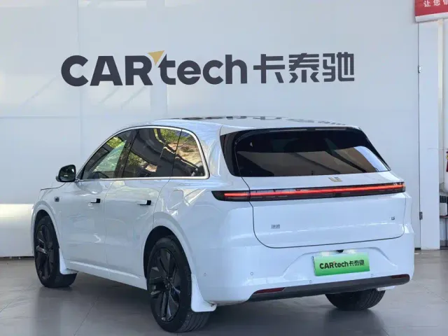 Li Auto L6 — Фото автомобиля 7