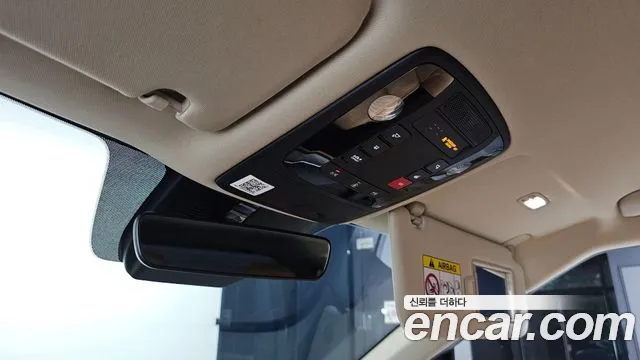 Kia Canival Carnival 4 поколение Бензин 7 мест Noblesse — Фото автомобиля 14