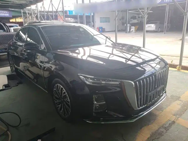 Hongqi H5 — Фото автомобиля 3