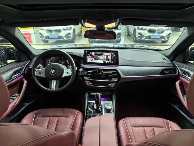 BMW 5 Series — Фото автомобиля 8