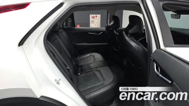 Kia Niro New — Фото автомобиля 18