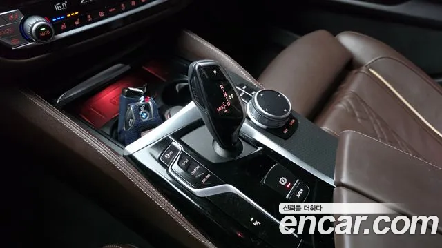 BMW 5-Series 5 серия (G30) 523d xDrive M Sport — Фото автомобиля 9