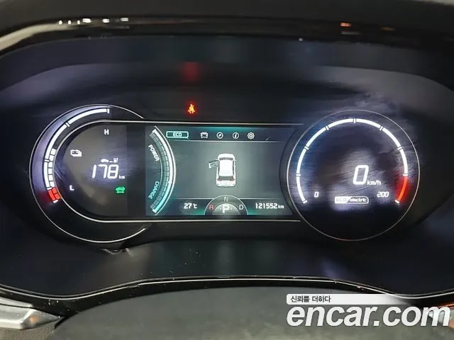 Kia Niro — Фото автомобиля 6