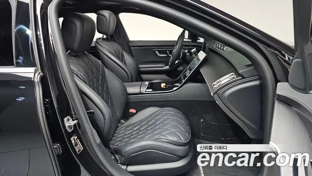 Mercedes-Benz S-Class — Фото автомобиля 10