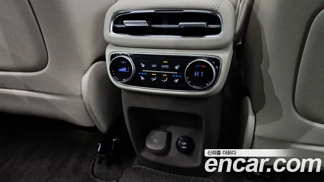 Genesis GV80 — Фото автомобиля 19