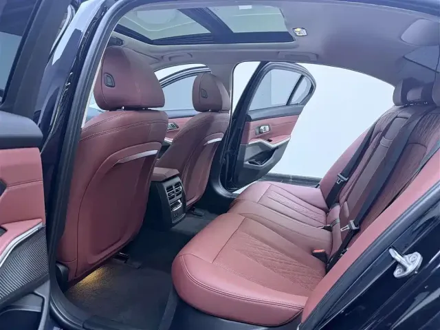 BMW i3 — Фото автомобиля 18