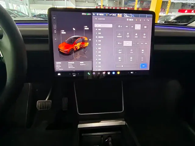 Tesla Model Y — Фото автомобиля 13