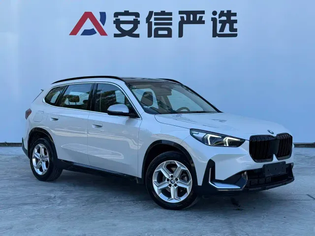 BMW X1 — Фото автомобиля 3