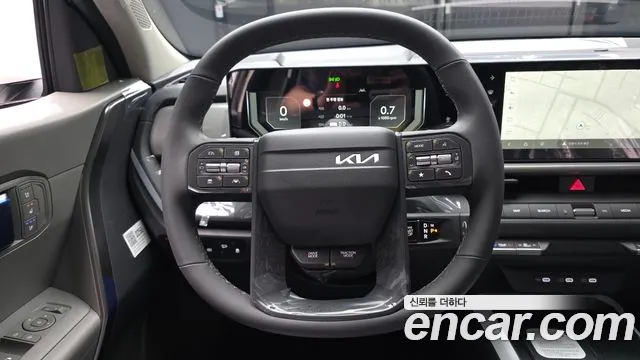 Kia Seltos Seltos 2 поколение Бензин 1.6T 2WD — Фото автомобиля 13