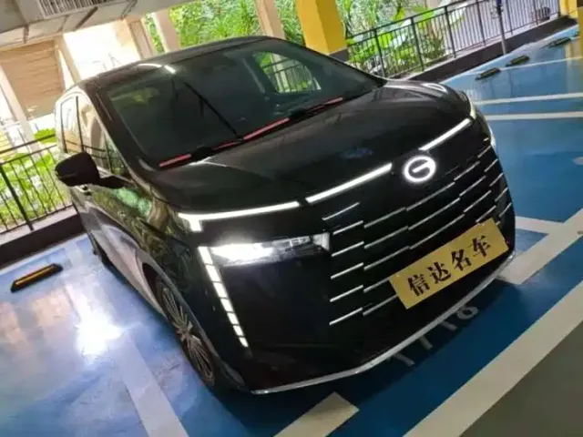 GAC Trumpchi E8 — Фото автомобиля 2