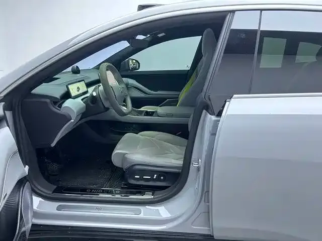 Nio ET5 Touring — Фото автомобиля 15