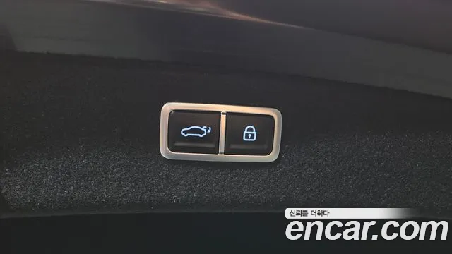 Genesis G80 Бензин 2.5 турбо AWD — Фото автомобиля 16