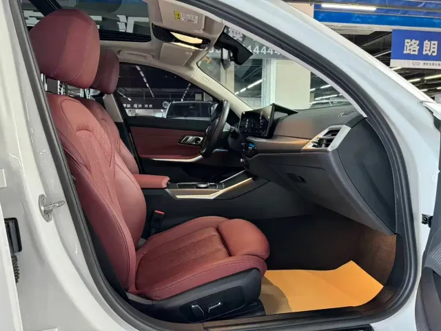 BMW i3 — Фото автомобиля 22