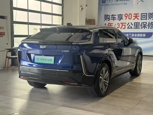 Cadillac Lyriq — Фото автомобиля 7