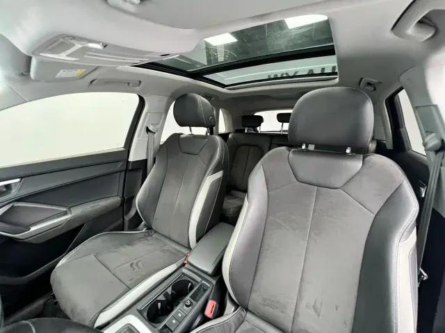Audi Q3 — Фото автомобиля 12