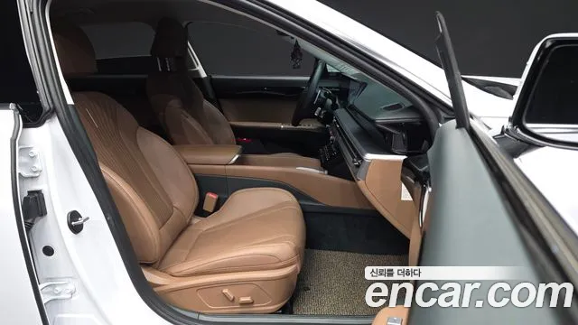 Hyundai Grandeur GN7 — Фото автомобиля 11