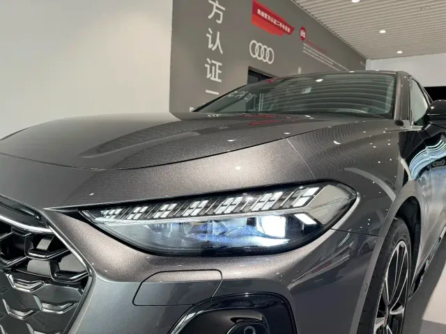 Audi A5L — Фото автомобиля 10