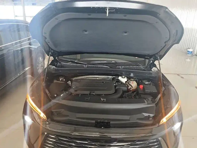 Buick Envision Plus — Фото автомобиля 19
