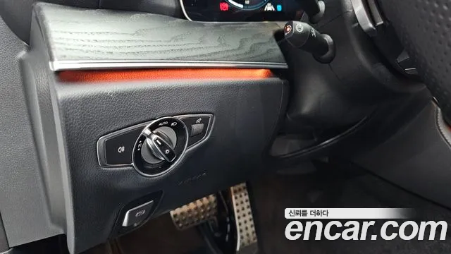 Mercedes-Benz E-Class W213 — Фото автомобиля 19