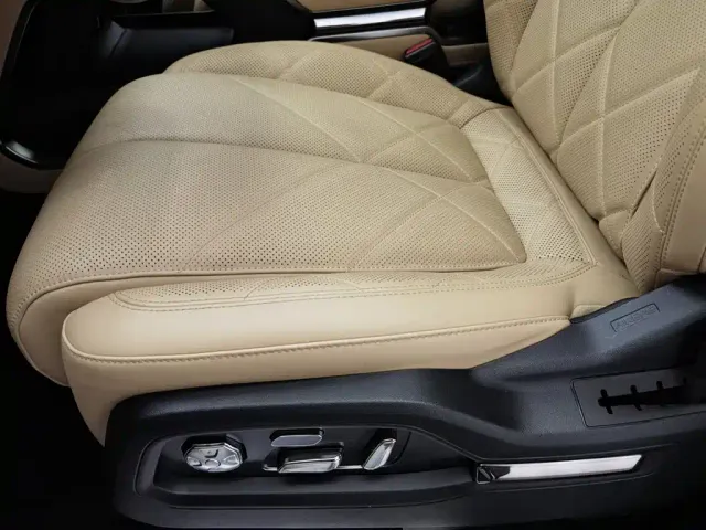 BYD FangChengBao Leopard 8 — Фото автомобиля 20