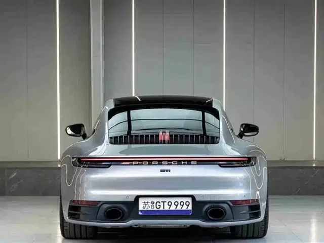 Porsche 911 — Фото автомобиля 9