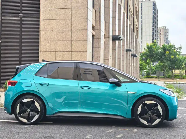 Volkswagen ID.3 — Фото автомобиля 9