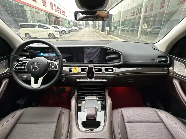 Mercedes-Benz GLE-Class — Фото автомобиля 4