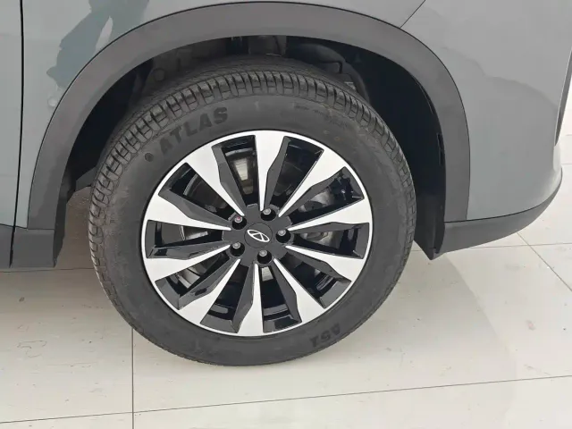 Chery Tiggo 8 PLUS — Фото автомобиля 14