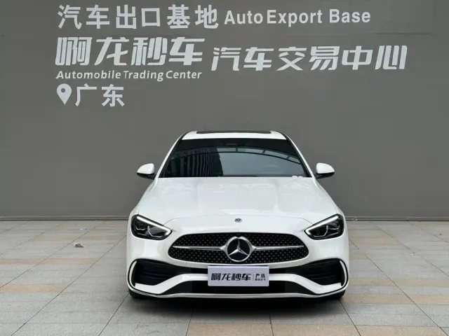 Mercedes-Benz C-Class — Фото автомобиля 2