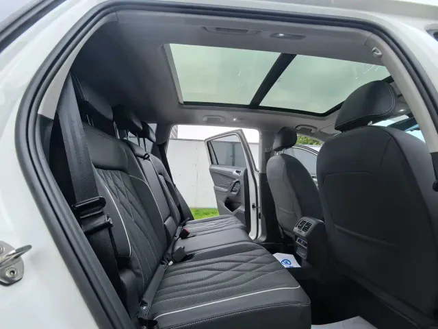 Volkswagen Tiguan L — Фото автомобиля 9